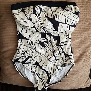 Floral swimsuit one piece strapless flower